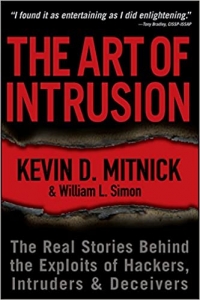 جلد معمولی سیاه و سفید_کتاب The Art of Intrusion: The Real Stories Behind the Exploits of Hackers, Intruders and Deceivers