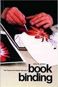 کتاب The Thames and Hudson Manual of Book Binding (Thames and Hudson Manuals (Paperback))