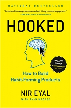 جلد معمولی سیاه و سفید_کتاب Hooked: How to Build Habit-Forming Products