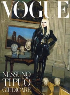 مجله Vogue Italia March 2022